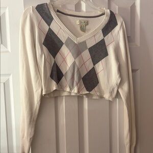 VTG Caribbean Joe Argyle Cropped V-Neck Sweater